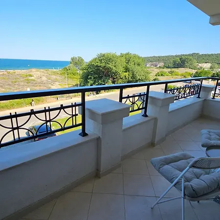 Smokini Beach Apartamento Sozopol