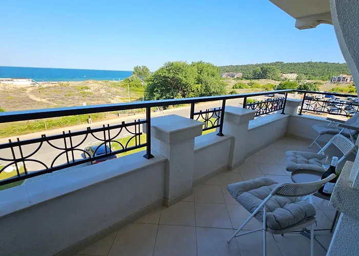 Smokini Апартамент Созопол